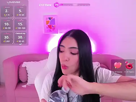 tatiana prada online show from October 24, 2025, 5:37 am