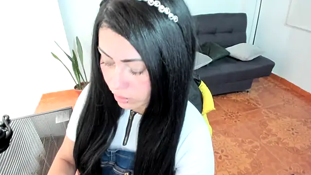 Snapshot of Tania_mature chatting on October 21, 2025, 5:46 pm Tania mature online show from October 21, 2025, 5:46 pm