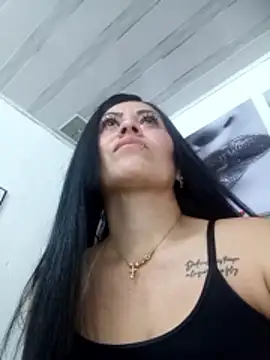 Tania mature online show from June 16, 2026, 5:37 pm