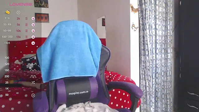 antonela ladiabla online show from February 8, 2025, 6:01 pm