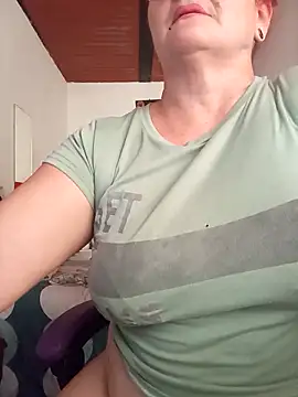 antonela ladiabla online show from March 3, 2025, 8:21 pm