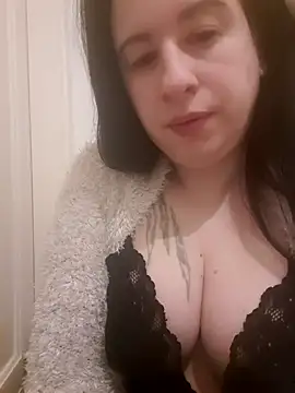 Tinka-Bella-Privat online show from April 28, 2026, 4:06 am