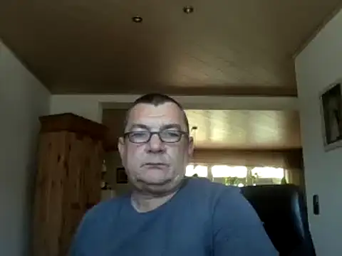 Nobbie444 online show from May 25, 2026, 11:05 am