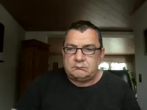 Nobbie444 online show from June 7, 2026, 9:02 am