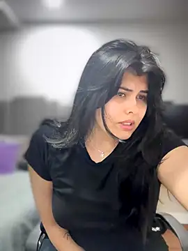 Alyaa s online show from October 29, 2025, 2:47 am