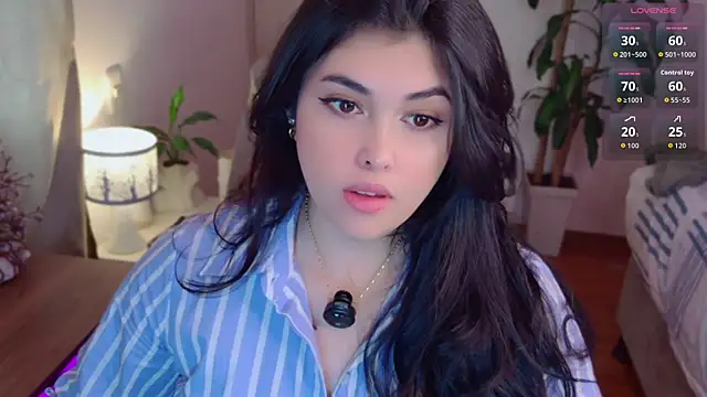 Alyaa s online show from April 26, 2026, 4:48 pm