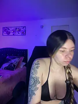 Snapshot of carolina16love chatting on March 27, 2026, 9:58 pm carolina16love online show from March 27, 2026, 9:58 pm