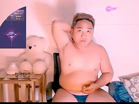 Snapshot of Hardking_69 chatting on March 18, 2026, 5:05 pm Hardking 69 online show from March 18, 2026, 5:05 pm