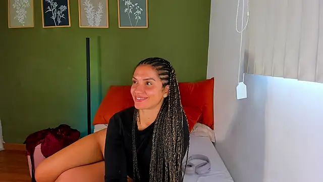 Snapshot of karlye_5 chatting on June 25, 2026, 9:30 pm karlye 5 online show from June 25, 2026, 9:30 pm