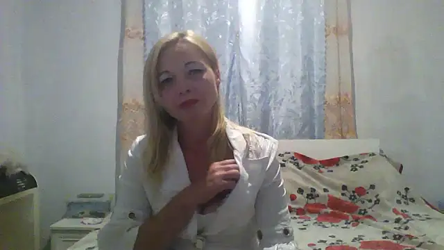 Snapshot of Lola_115 chatting on July 9, 2026, 6:45 pm Lola 115 online show from July 9, 2026, 6:45 pm