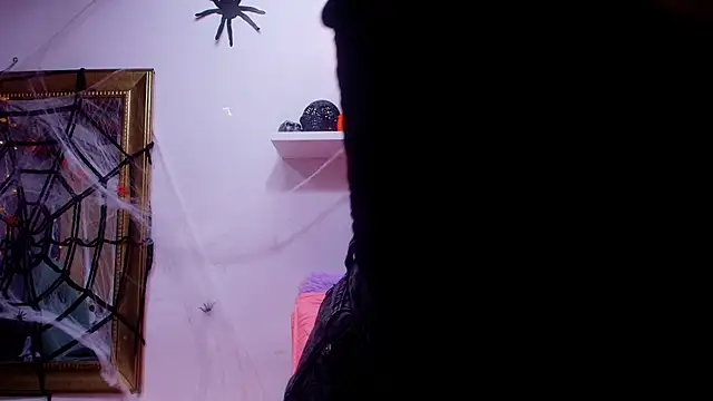 Snapshot of naia_blessed chatting on October 18, 2025, 7:14 pm naia blessed online show from October 18, 2025, 7:14 pm