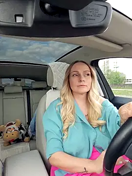 Bondgirl 013 online show from October 16, 2025, 12:28 pm