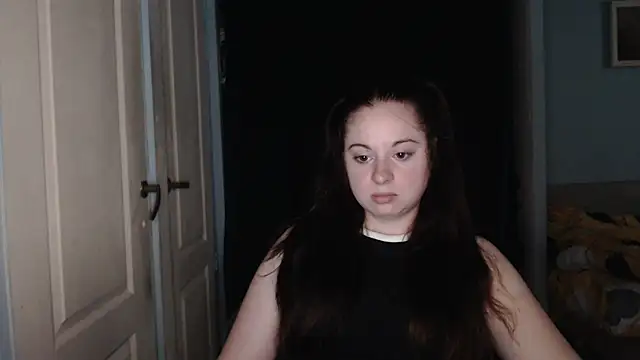 ryhhnnagold99 online show from June 25, 2026, 1:26 pm