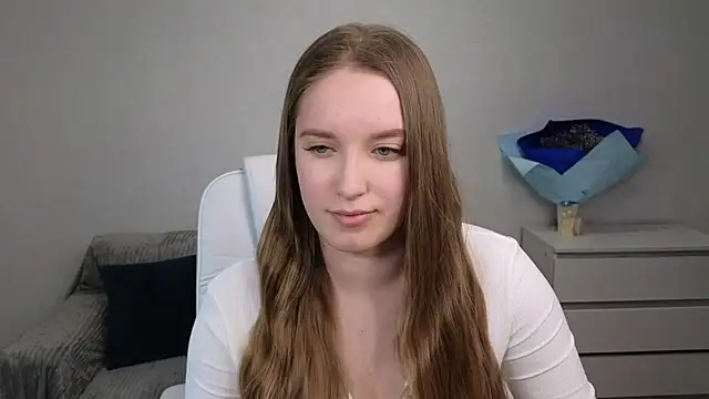 Snapshot of EvaMaddison chatting on January 12, 2025, 3:57 pm EvaMaddison online show from January 12, 2025, 3:57 pm