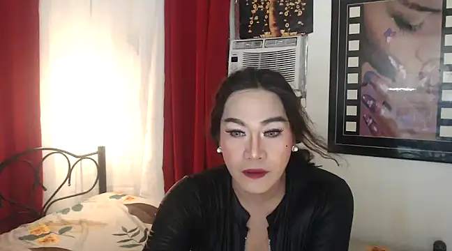 UrhotGoddess online show from January 6, 2025, 7:42 am