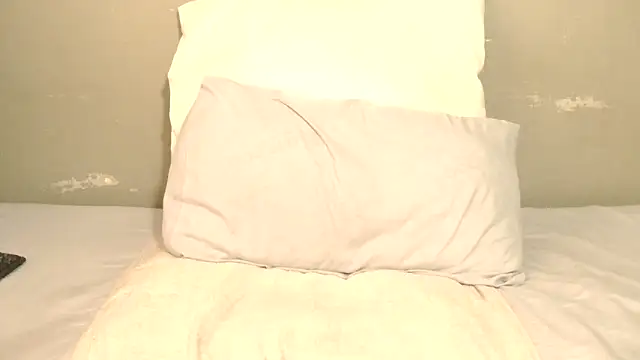 Snapshot of DairyQueen2 chatting on March 6, 2026, 9:17 am DairyQueen2 online show from March 6, 2026, 9:17 am