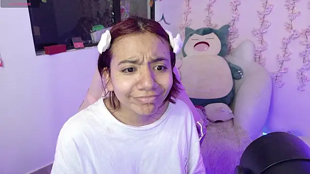 Snapshot of Nami_usagi chatting on March 9, 2026, 7:07 pm Nami usagi online show from March 9, 2026, 7:07 pm