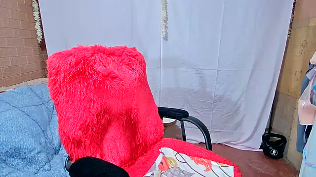 M e c e l online show from February 20, 2025, 3:45 am