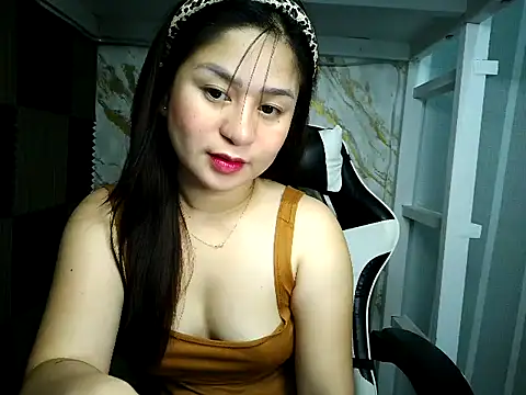 Mia 2022 online show from October 17, 2025, 7:11 am