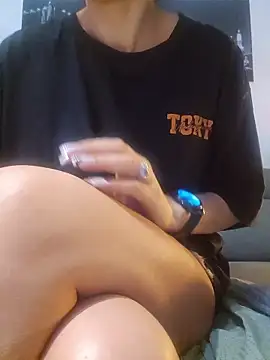 Lorettelorena online show from August 1, 2026, 2:33 am