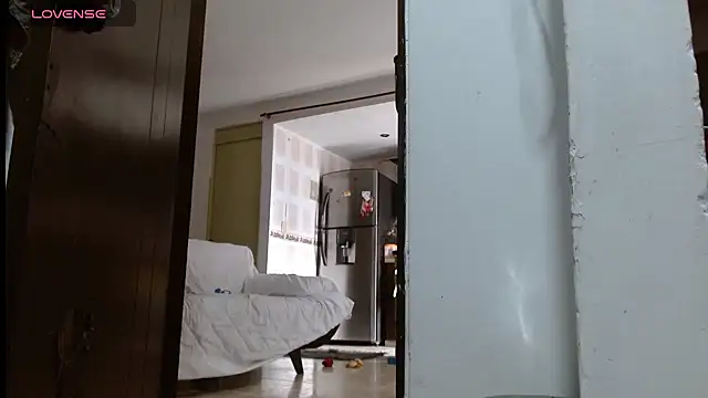 Snapshot of Diosasky chatting on October 11, 2025, 3:32 pm Diosasky online show from October 11, 2025, 3:32 pm