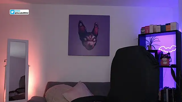 Snapshot of S_Lilith_ chatting on November 9, 2025, 11:14 pm S Lilith online show from November 9, 2025, 11:14 pm