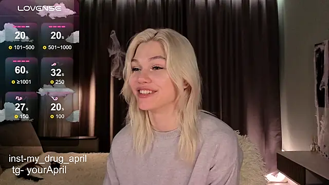 MyApril online show from November 4, 2025, 1:05 am