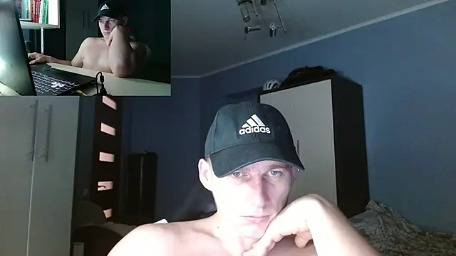 Snapshot of PoliglotJoe chatting on September 23, 2025, 2:14 am PoliglotJoe online show from September 23, 2025, 2:14 am