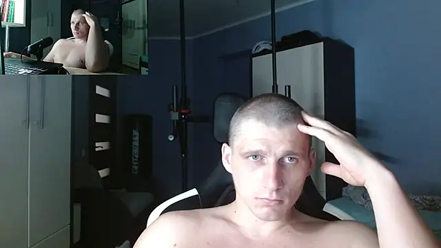 Snapshot of PoliglotJoe chatting on October 6, 2025, 10:29 pm PoliglotJoe online show from October 6, 2025, 10:29 pm