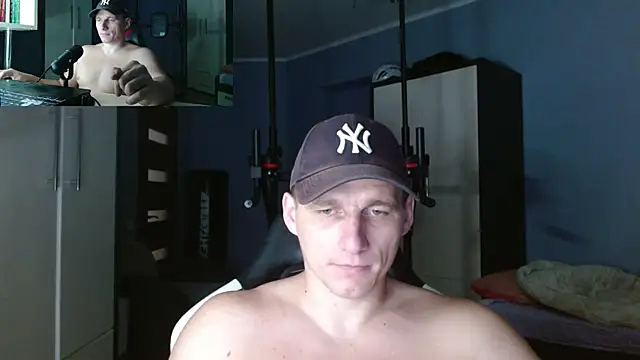 Snapshot of PoliglotJoe chatting on October 15, 2025, 5:46 pm PoliglotJoe online show from October 15, 2025, 5:46 pm