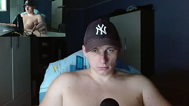 Snapshot of PoliglotJoe chatting on October 26, 2025, 3:23 am PoliglotJoe online show from October 26, 2025, 3:23 am