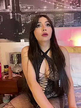 Snapshot of KateLatorre chatting on February 22, 2025, 11:13 pm KateLatorre online show from February 22, 2025, 11:13 pm