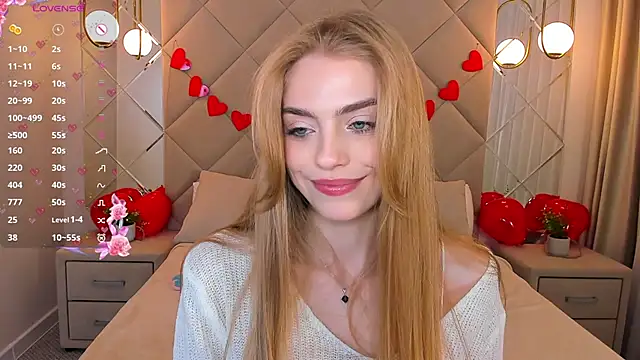 Snapshot of sayl0r_moon chatting on February 24, 2025, 12:20 am sayl0r moon online show from February 24, 2025, 12:20 am