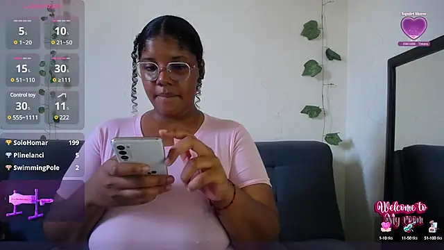 Snapshot of Lilyth__Brown chatting on February 23, 2025, 5:29 pm Lilyth Brown online show from February 23, 2025, 5:29 pm
