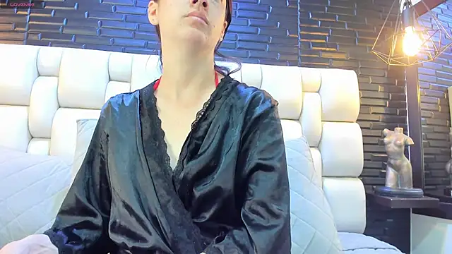 Salo Heaven online show from January 8, 2025, 2:46 pm