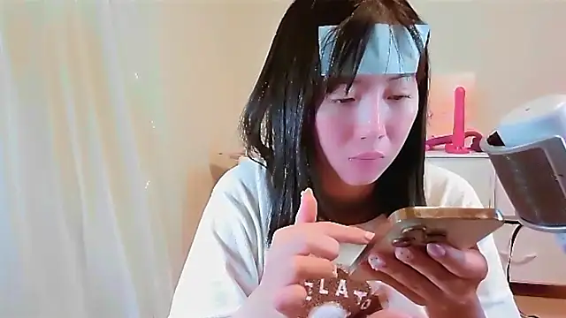 Snapshot of MOMO_ROSE chatting on October 3, 2025, 4:15 pm MOMO ROSE online show from October 3, 2025, 4:15 pm