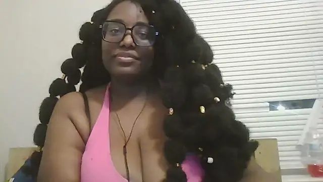 Snapshot of MissCC99 chatting on October 21, 2025, 2:23 am MissCC99 online show from October 21, 2025, 2:23 am