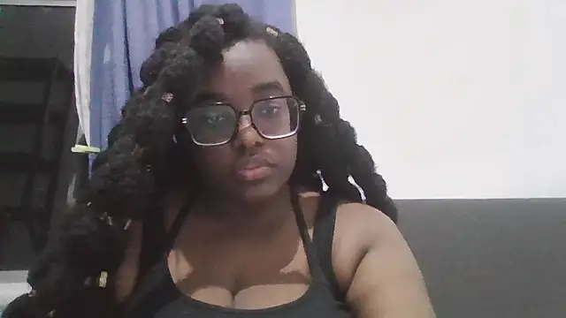 Snapshot of MissCC99 chatting on February 11, 2026, 2:27 am MissCC99 online show from February 11, 2026, 2:27 am