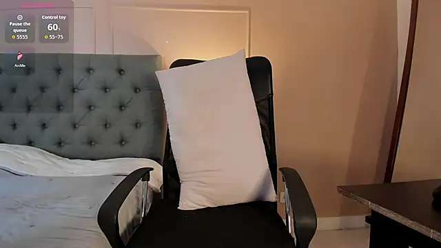 Sweet Alessandre online show from March 19, 2026, 8:02 pm