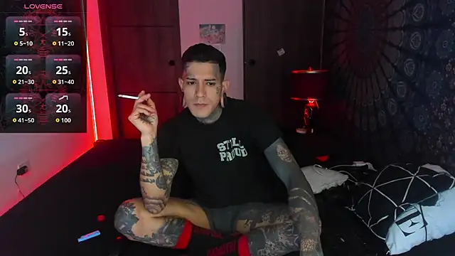 josh  ackerman online show from December 3, 2025, 8:40 pm