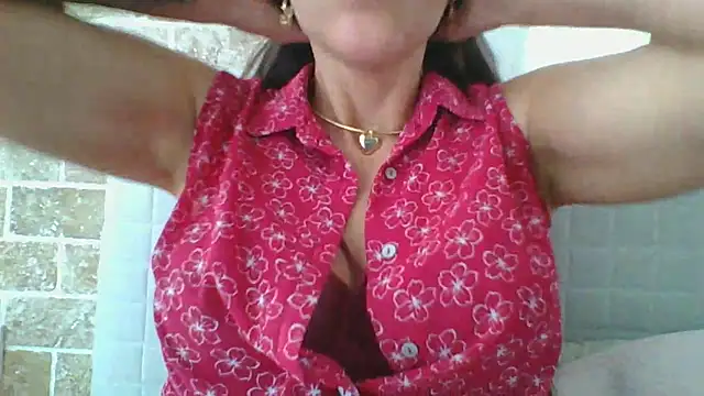 Glamour Grace online show from March 16, 2025, 9:49 am
