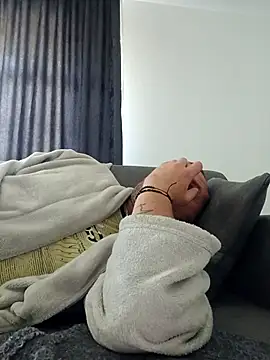 Adry1986 online show from September 27, 2025, 11:48 am