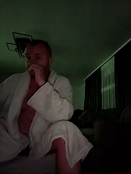 Adry1986 online show from October 30, 2025, 5:24 pm