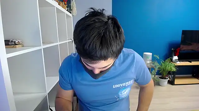 Tomguys online show from February 2, 2025, 7:14 pm