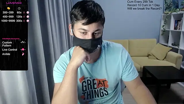 Snapshot of Tomguys chatting on October 26, 2025, 8:15 pm Tomguys online show from October 26, 2025, 8:15 pm