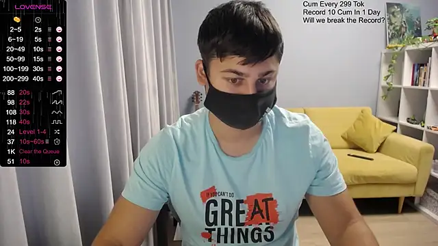 Snapshot of Tomguys chatting on October 29, 2025, 7:32 am Tomguys online show from October 29, 2025, 7:32 am