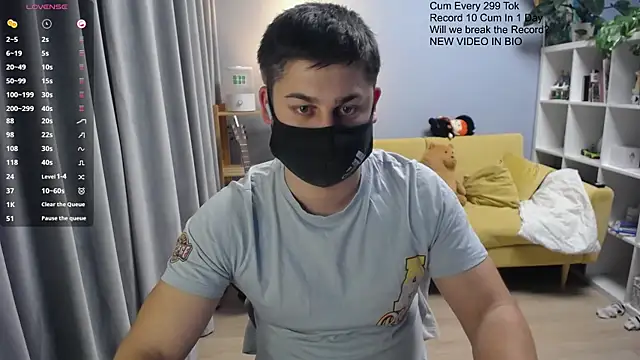 Tomguys online show from April 30, 2026, 8:15 pm