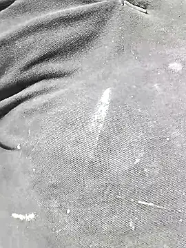 juandi21cm online show from October 17, 2025, 12:52 pm