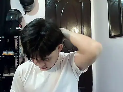 alfonsoasiancutie online show from February 1, 2026, 7:18 am