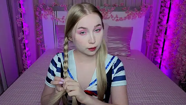LilyStarlight online show from July 2, 2026, 3:45 am